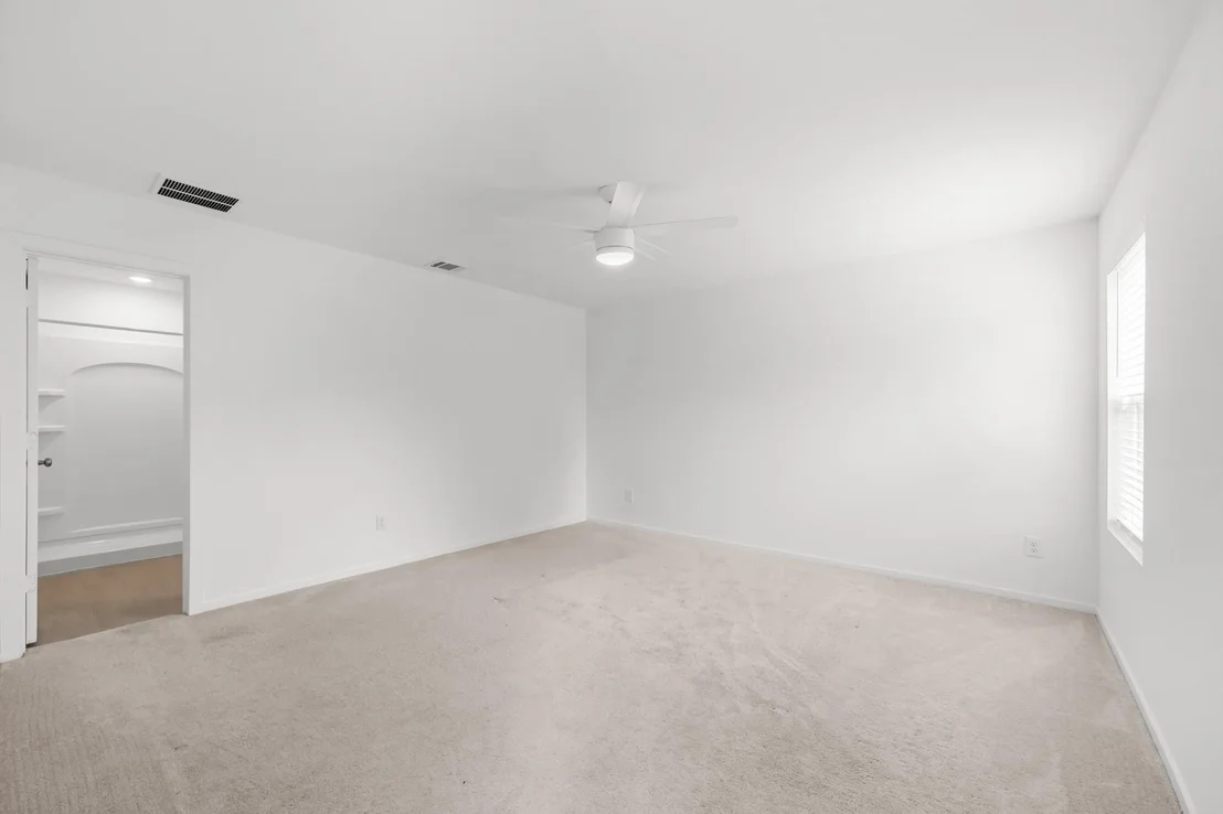 Photo of 252 Houston Avenue