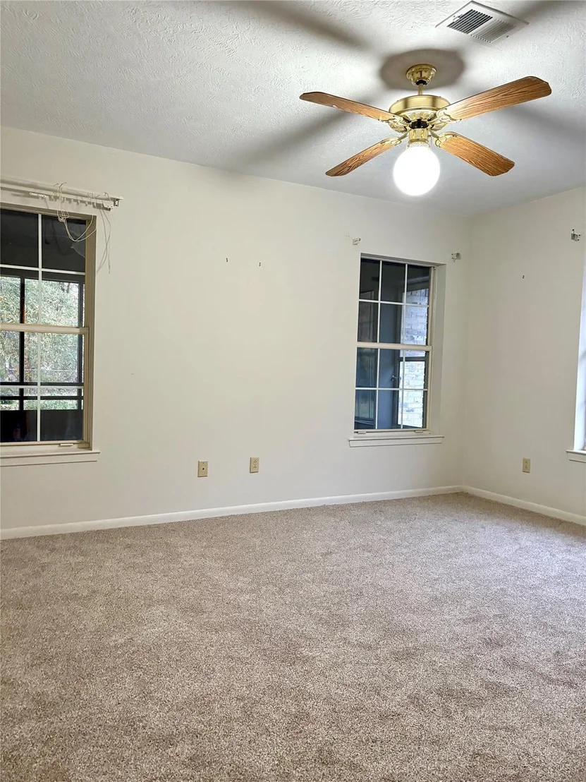 Photo of 176 Circle Drive