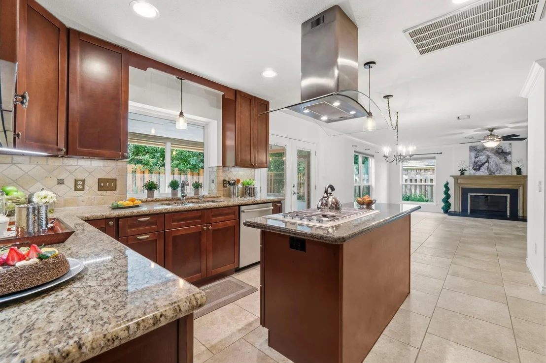 Photo of 11 Thorn Berry Place