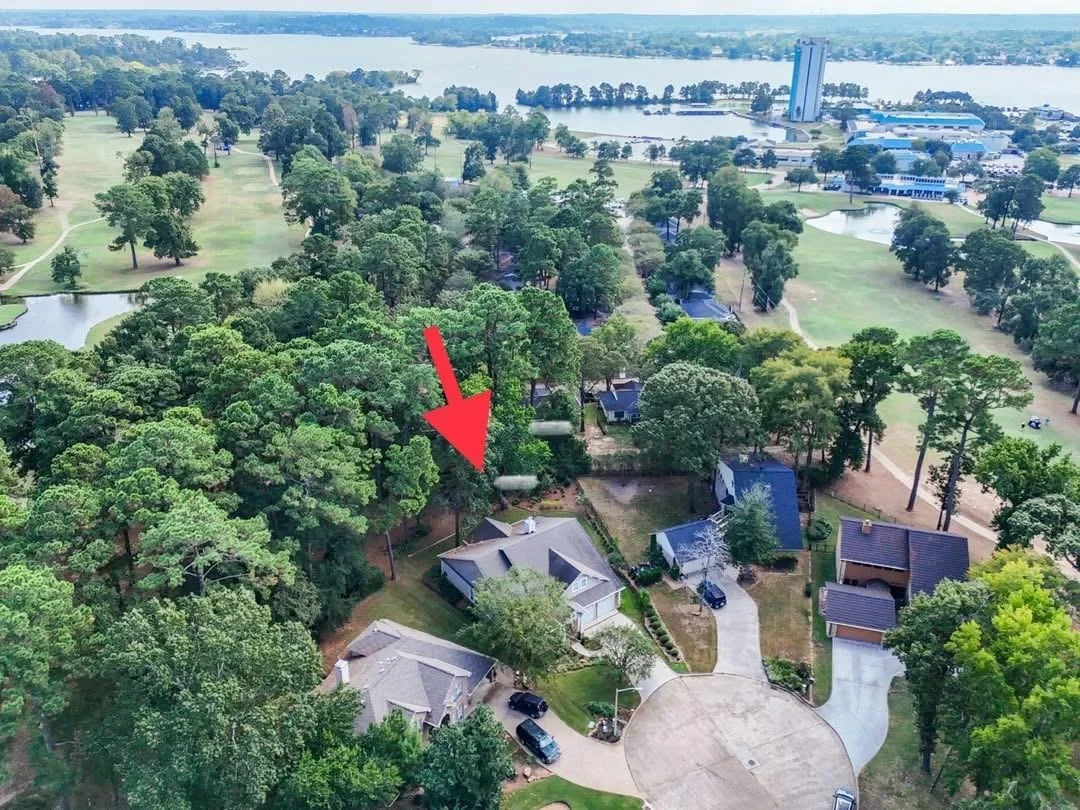 Photo of 16 Balboa Road