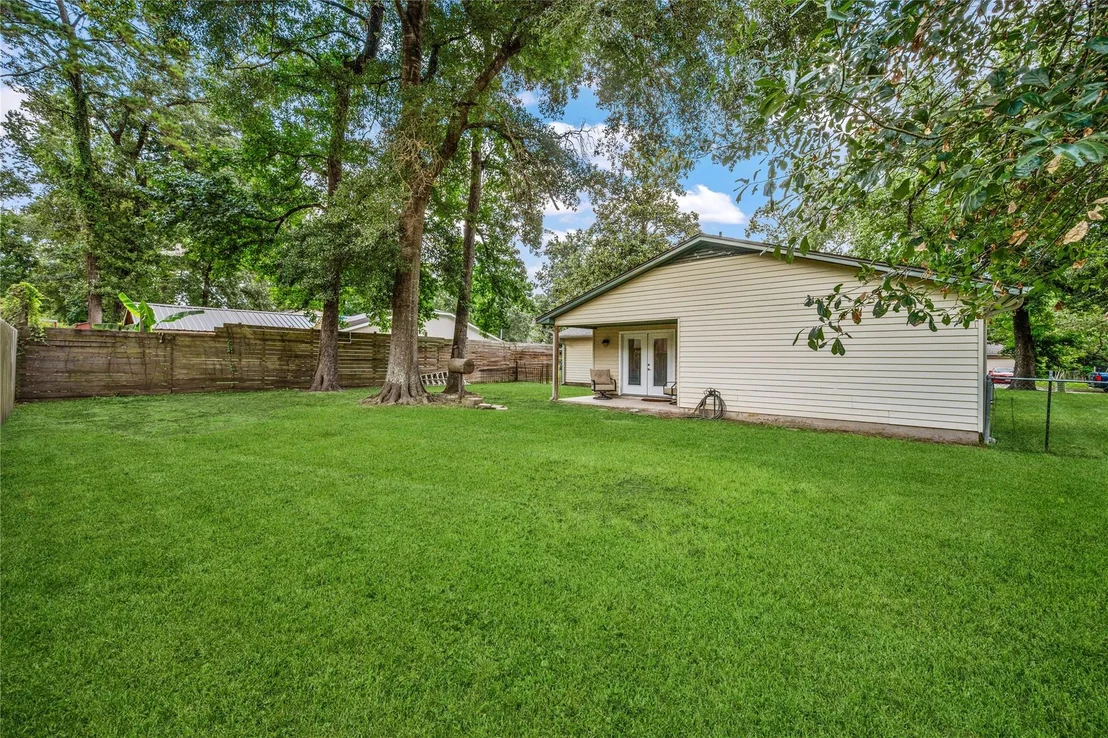 Photo of 25341 Dogwood Lane