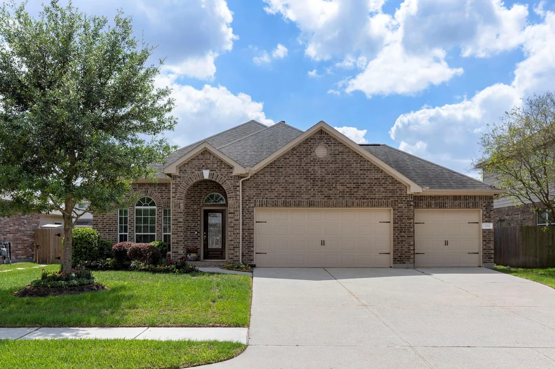 Photo of 3214 Clover Trace Drive