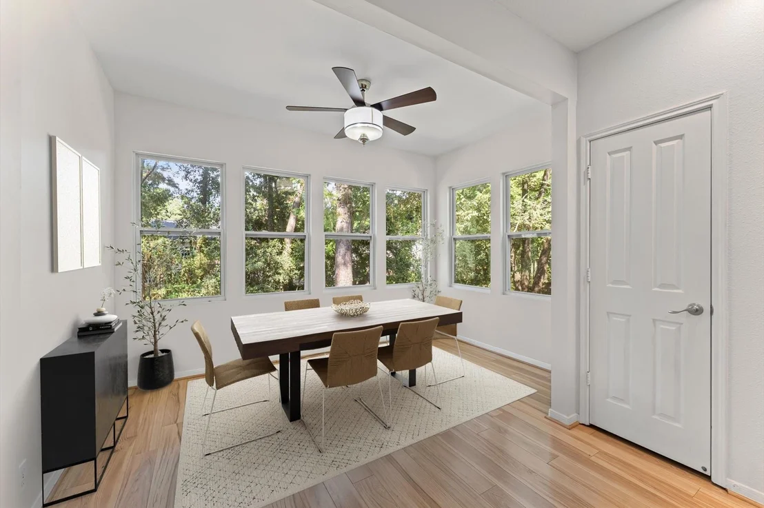 Photo of 50 Lakeridge Drive