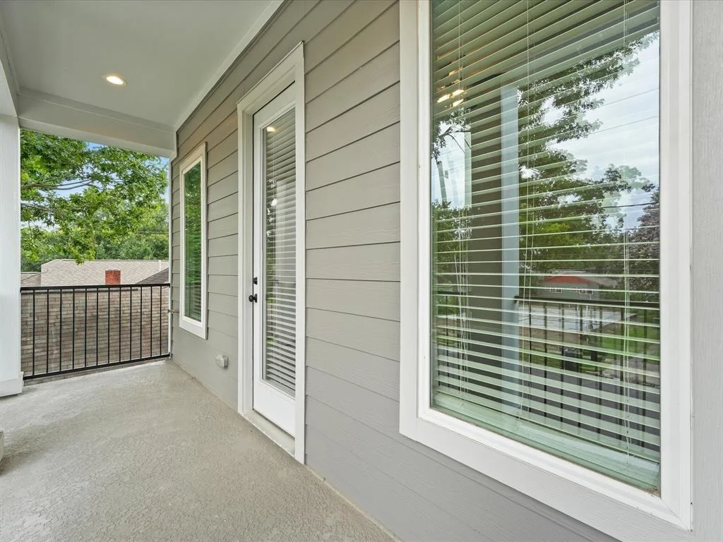 Photo of 1109 Robbie Street