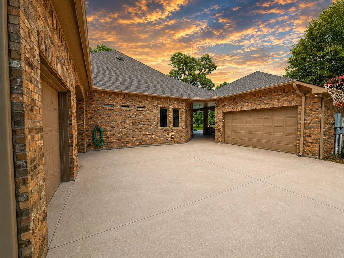 Photo of 26480 Saddle Horn Drive