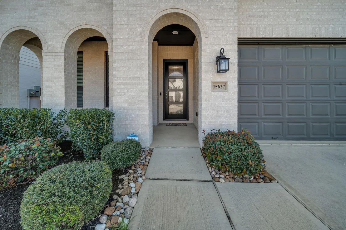 Photo of 15627 Upper Lochton Drive