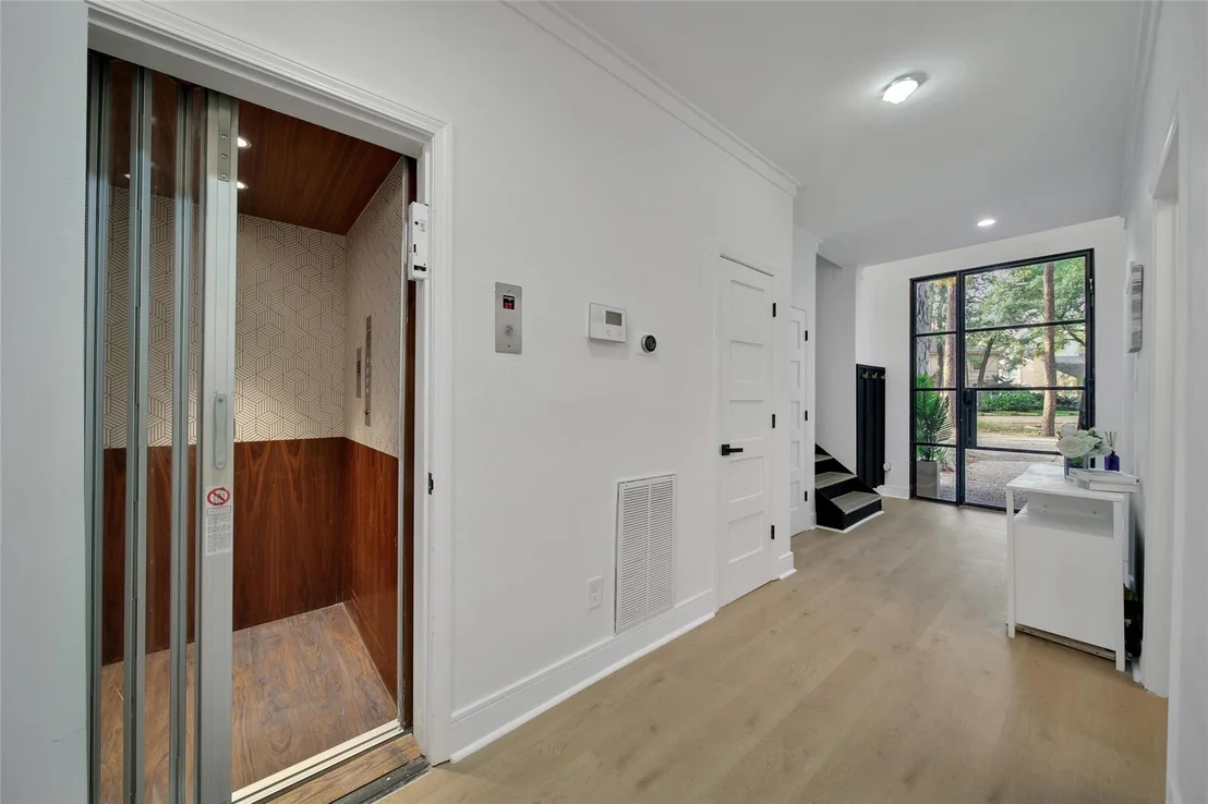 Photo of 140 S Timber Top Drive