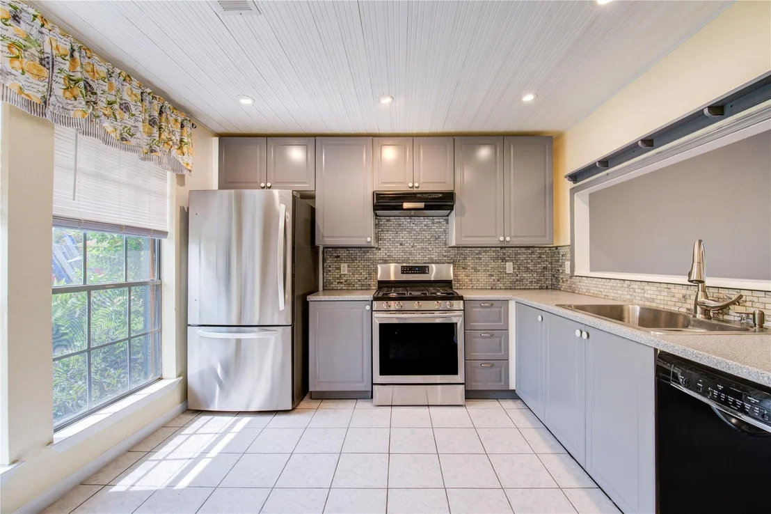 Photo of 19407 Glenway Falls Drive