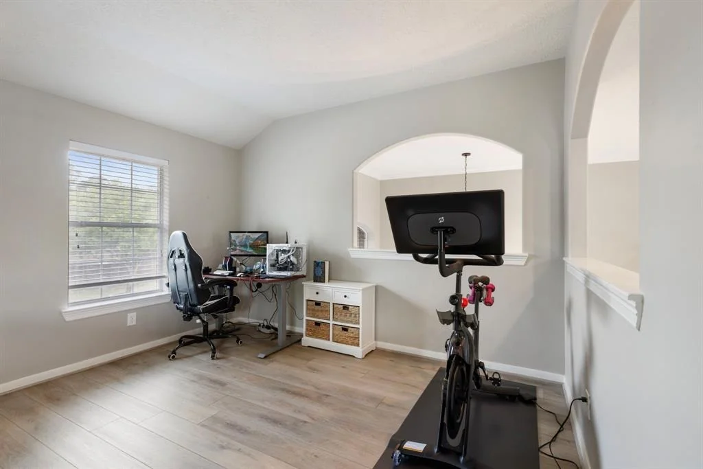 Photo of 20819 Pinebrook Hollow Lane