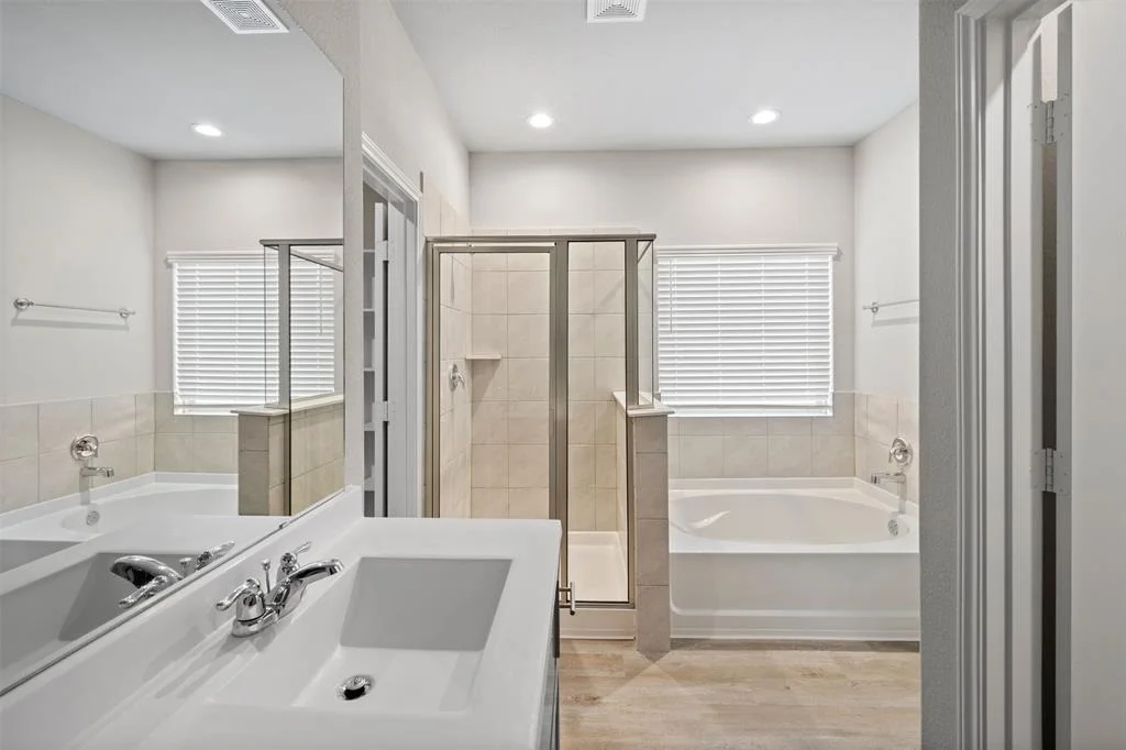 Photo of 204 Emerald Thicket Lane