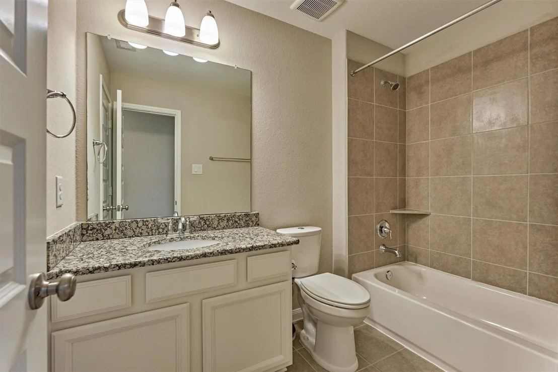 Photo of 4043 Steep Woods Drive