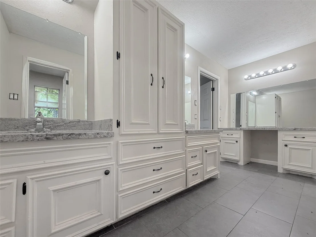 Photo of 10902 Fawnview Drive