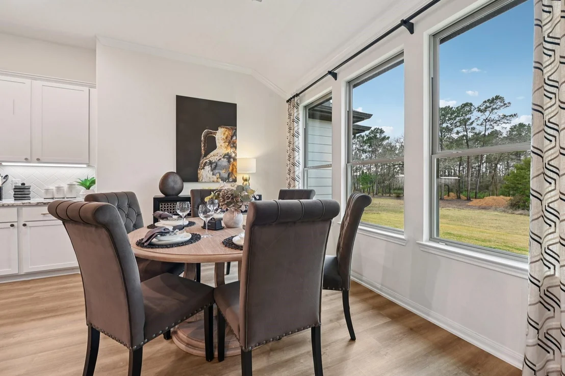 Photo of 661 Barton Place Drive