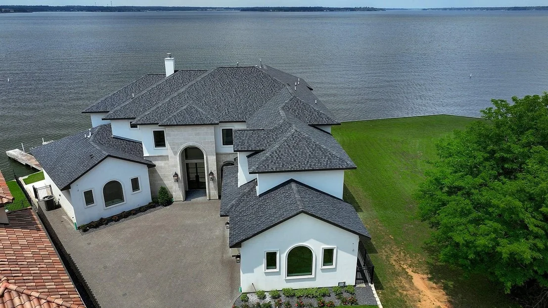 Photo of 12361 Oak Cove Pointe