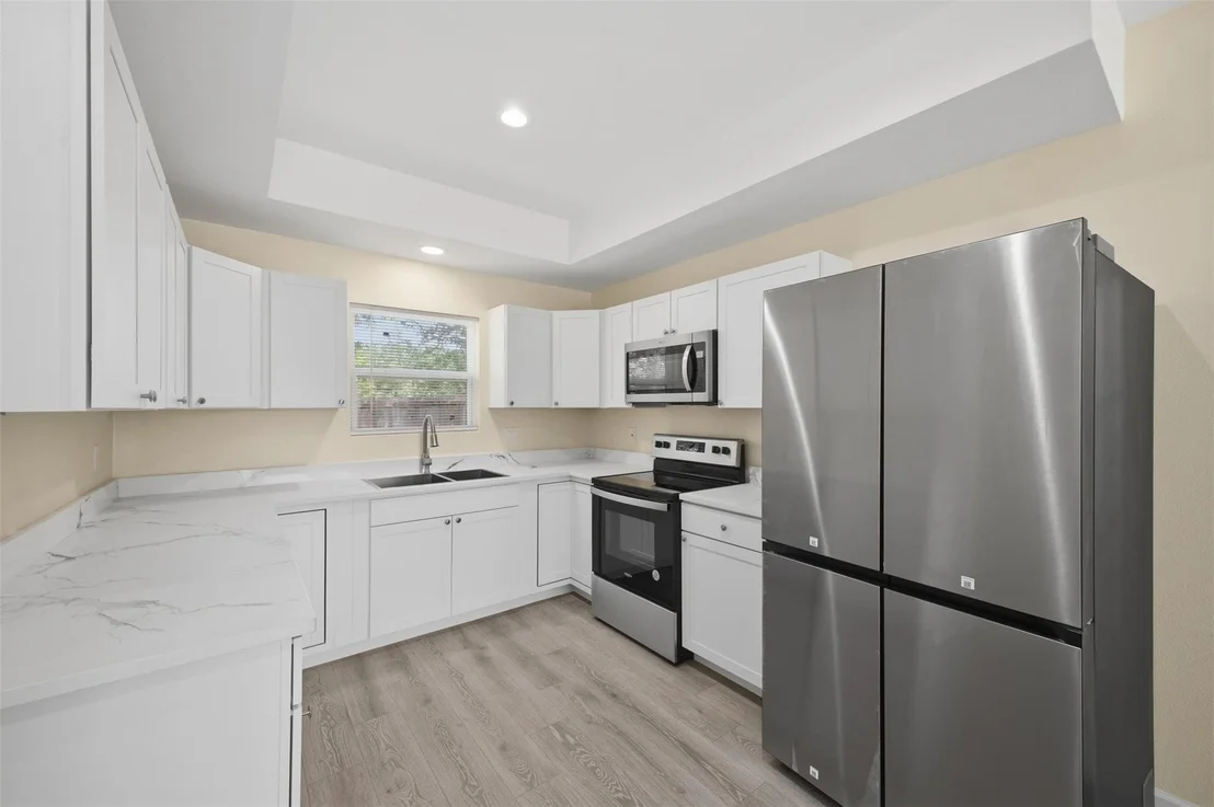 Photo of 100 Walnut Circle