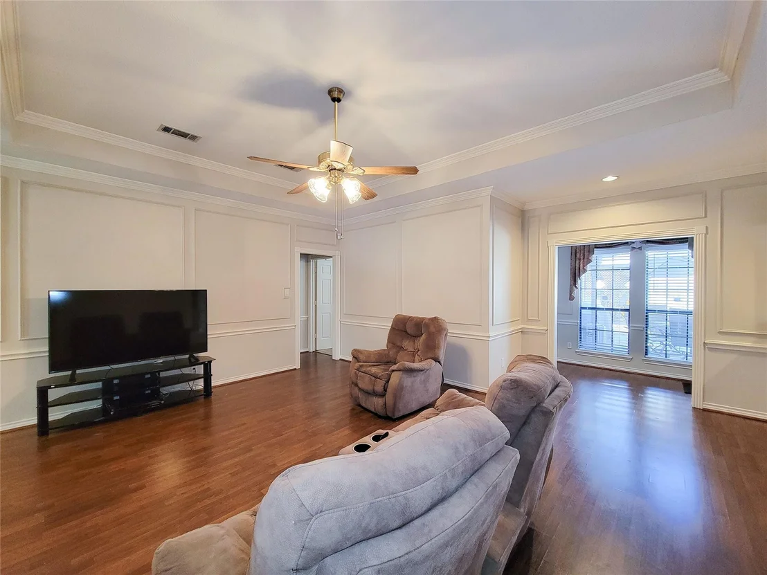 Photo of 5810 Glenmere Lane