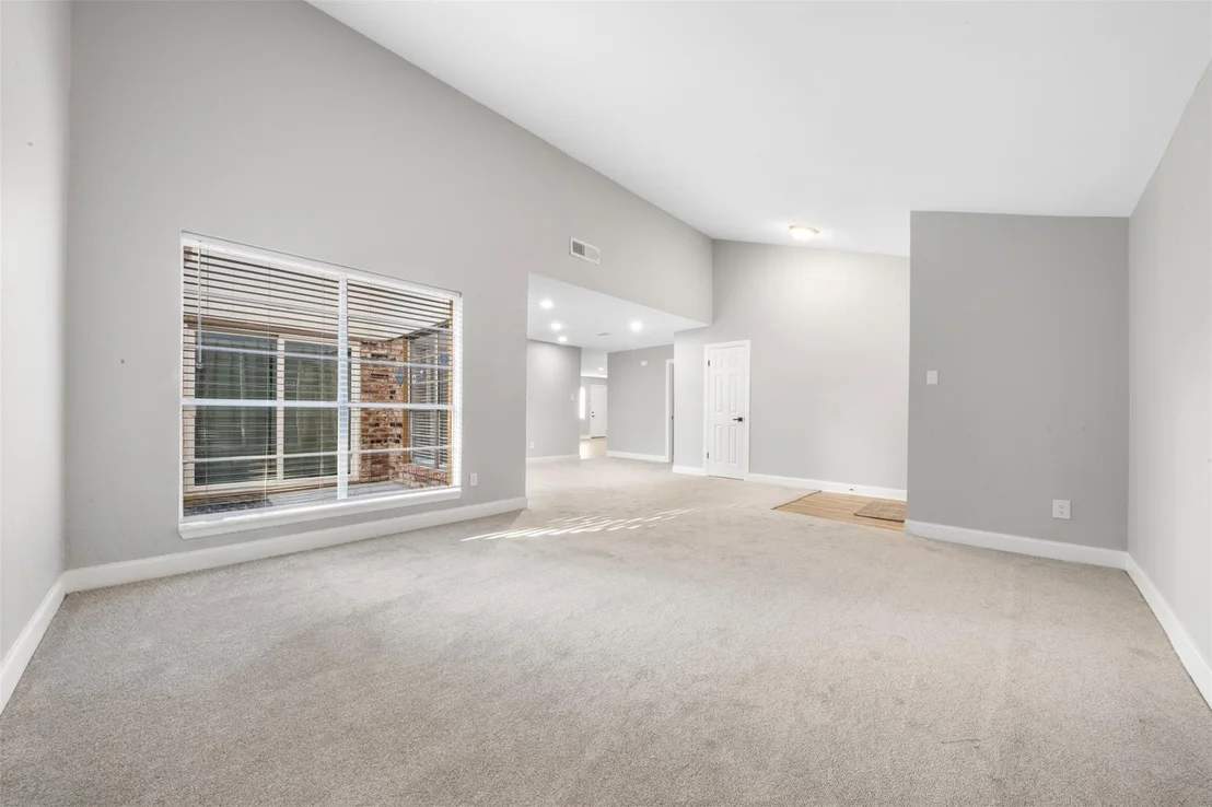Photo of 6502 Trail Valley Way