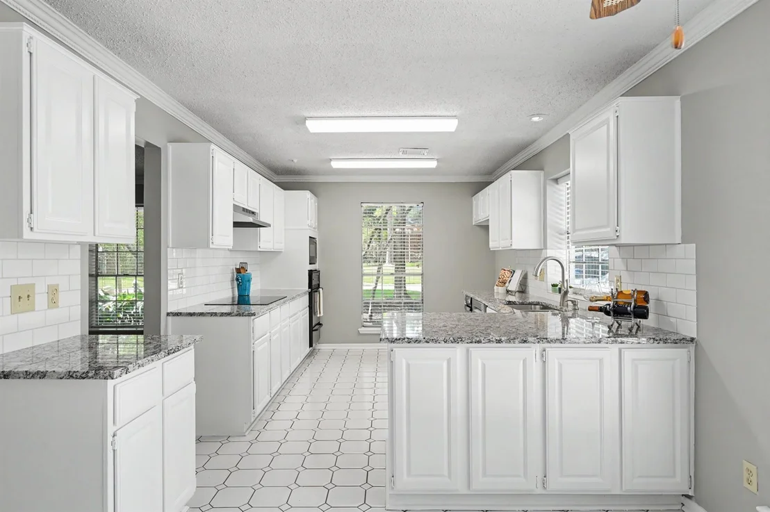 Photo of 80 Eagle Rock Circle