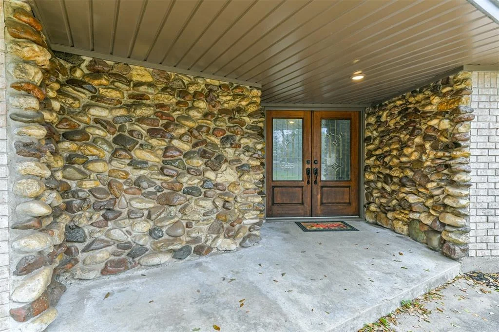 Photo of 407 Karlis Drive