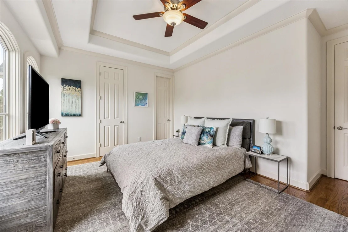 Photo of 2520 Westgate