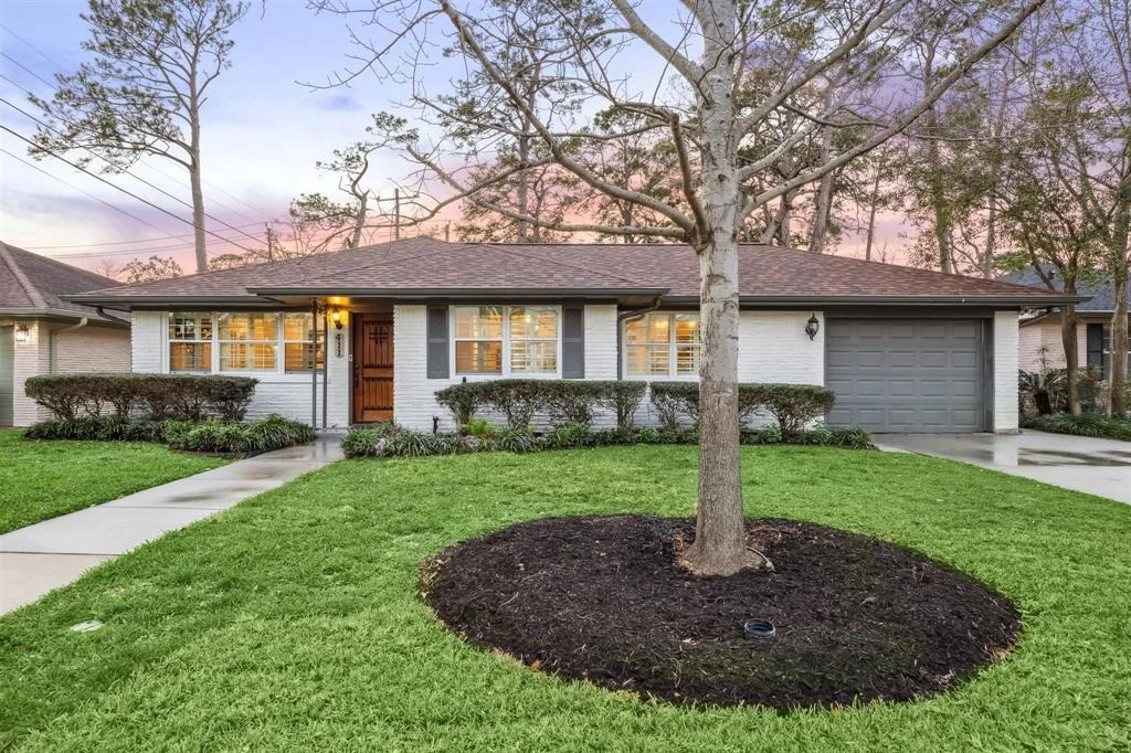 Photo of 411 Azaleadell Drive