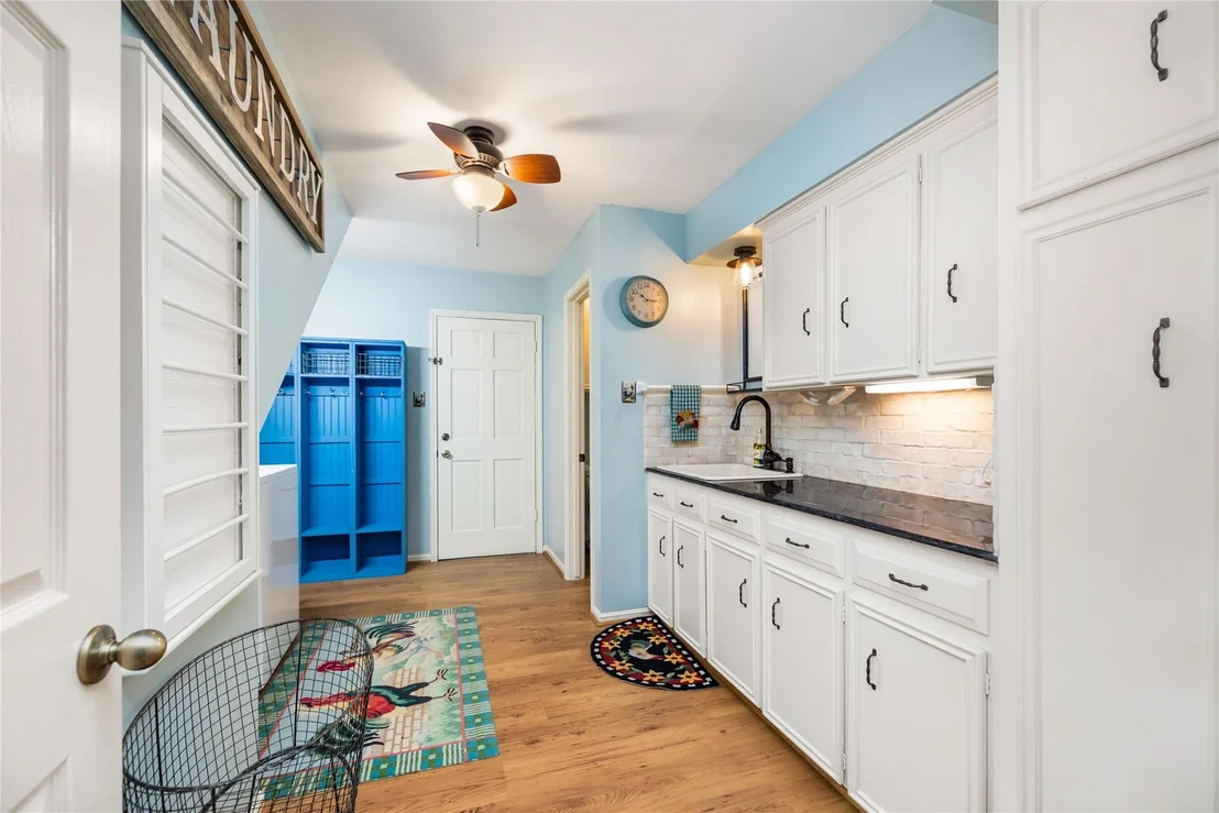Photo of 5606 Foresthaven Drive