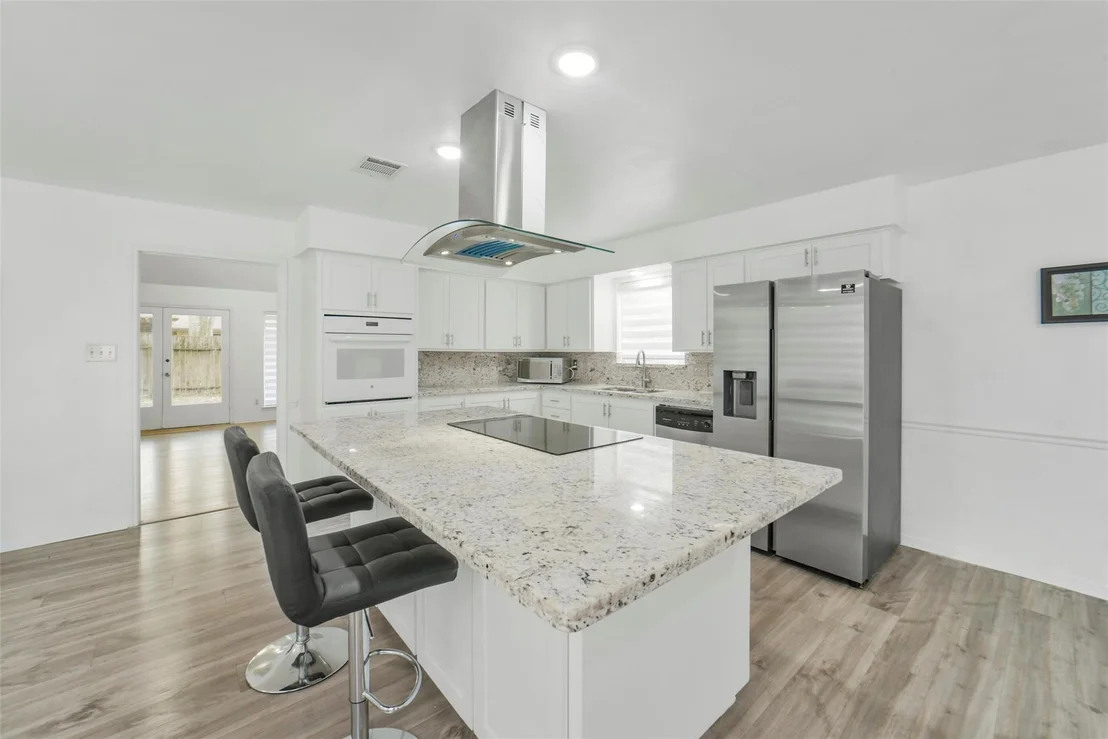 Photo of 1823 Cherry Bend Drive