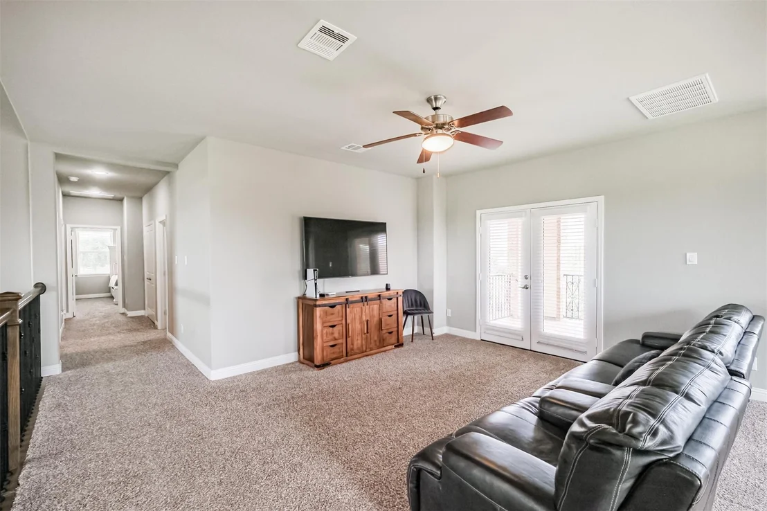Photo of 3722 Edison Lane