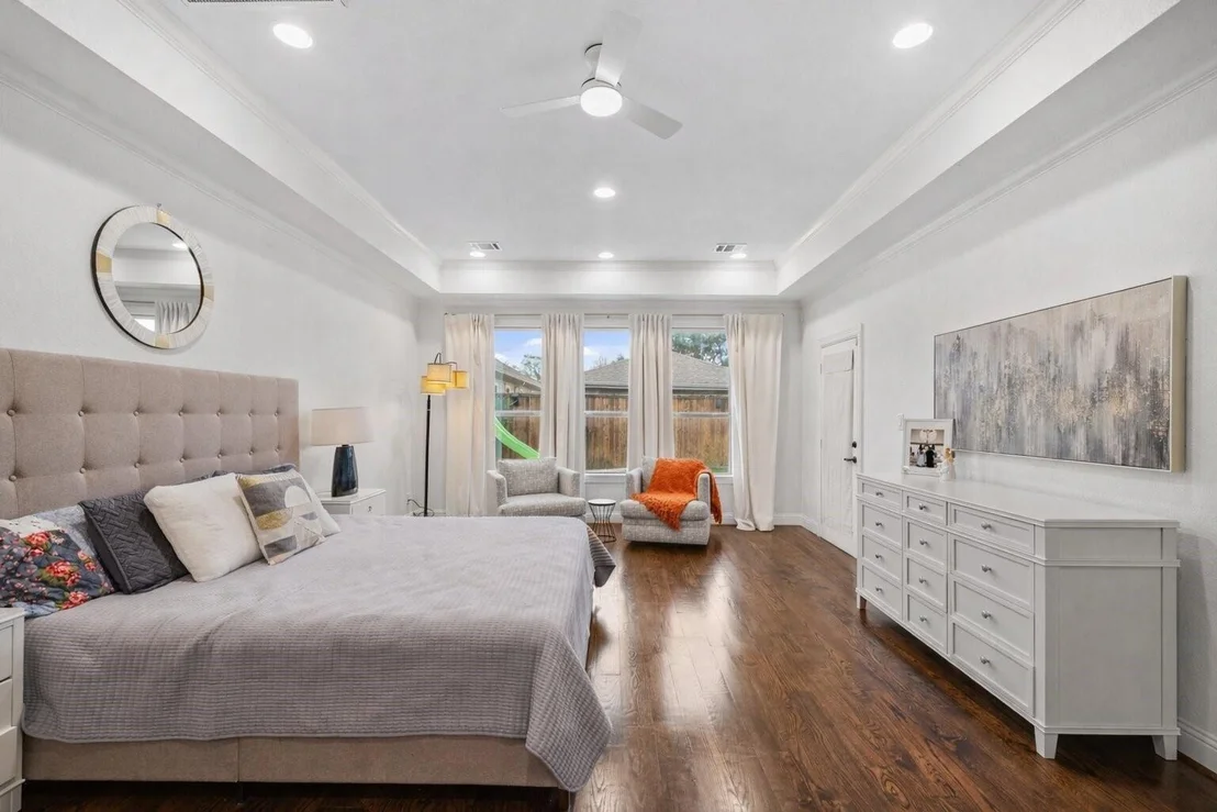 Photo of 1835 Hewitt Drive