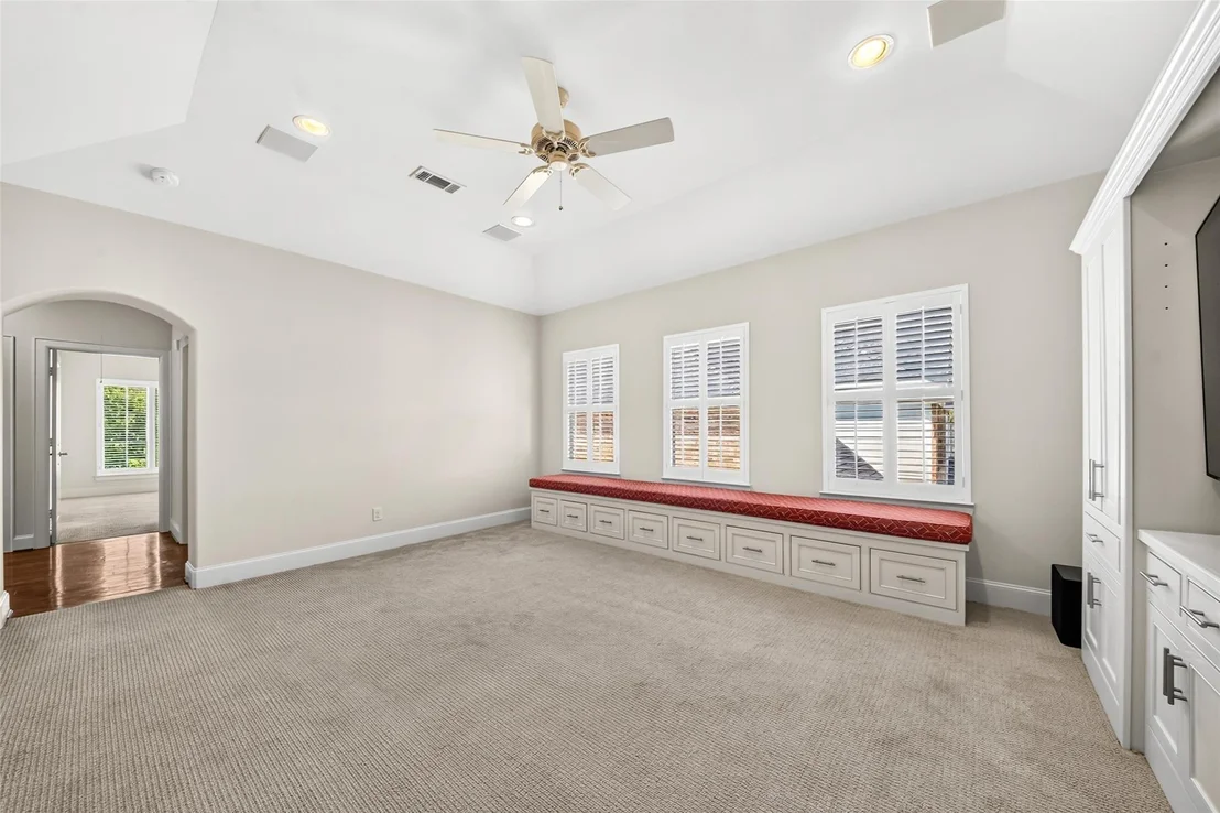 Photo of 5216 Locust Street