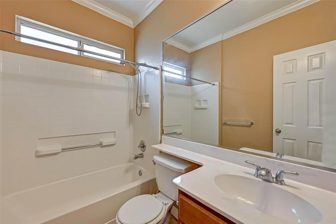 Photo of 7130 Pavilion Drive