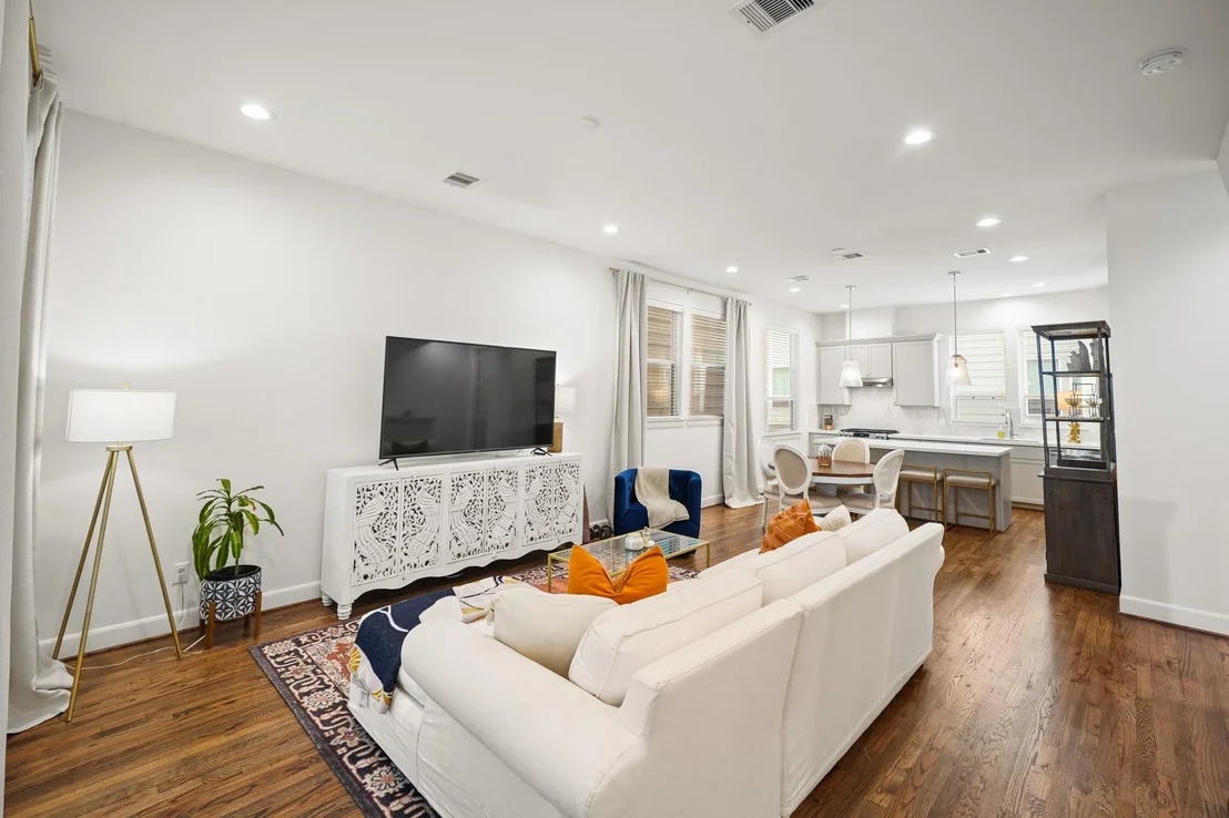 Photo of 2709 Clinton Drive