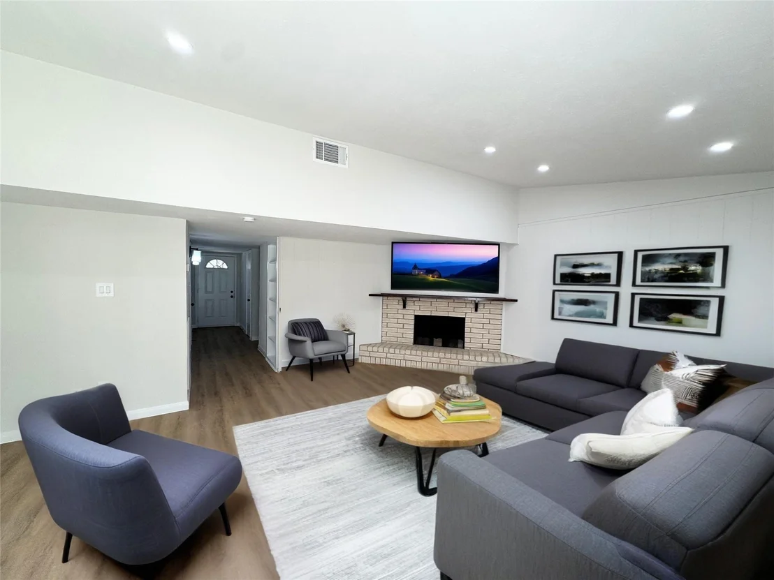 Photo of 3923 Rolling Terrace Drive