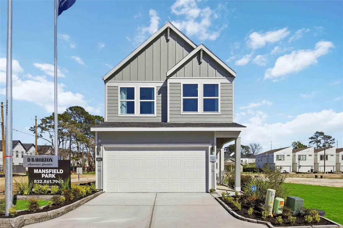 Photo of 5811 Burt Street