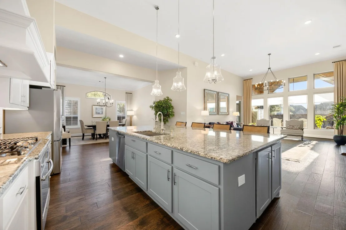 Photo of 1614 Primrose Lane