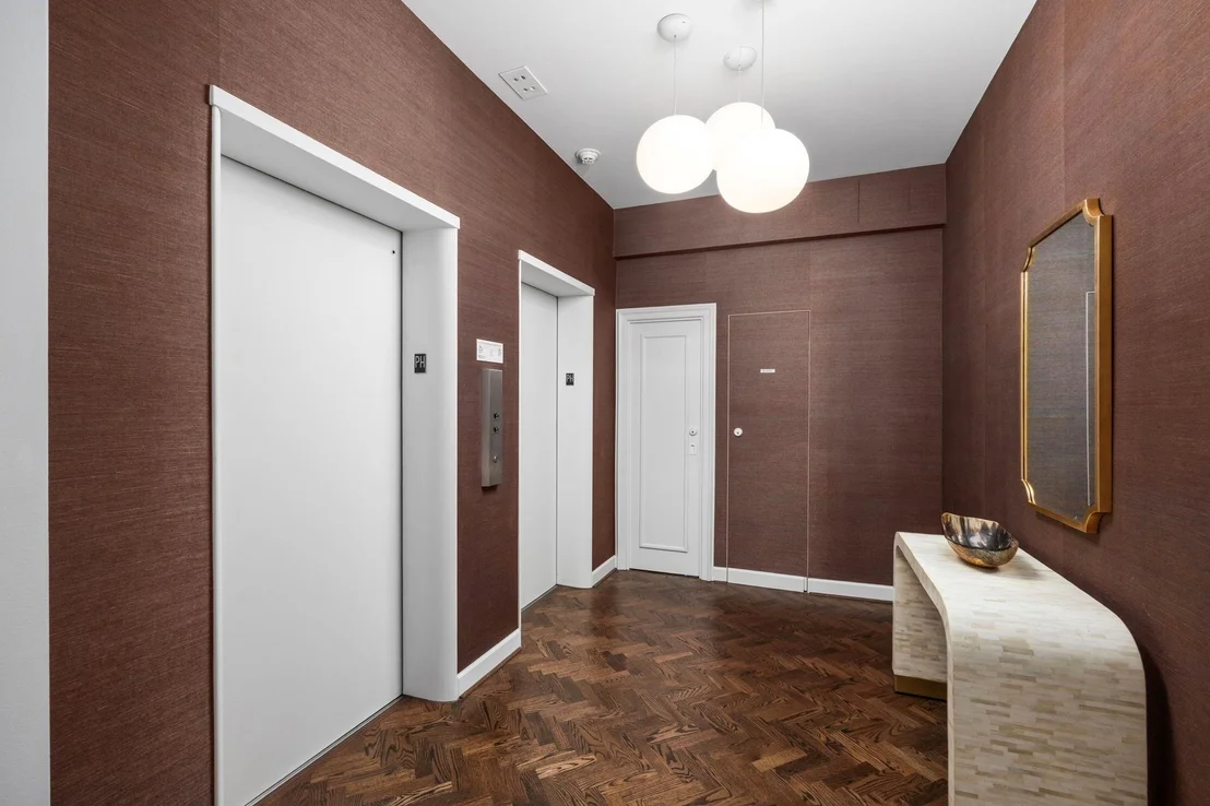 Photo of Unit PHE at 2701 Westheimer Road