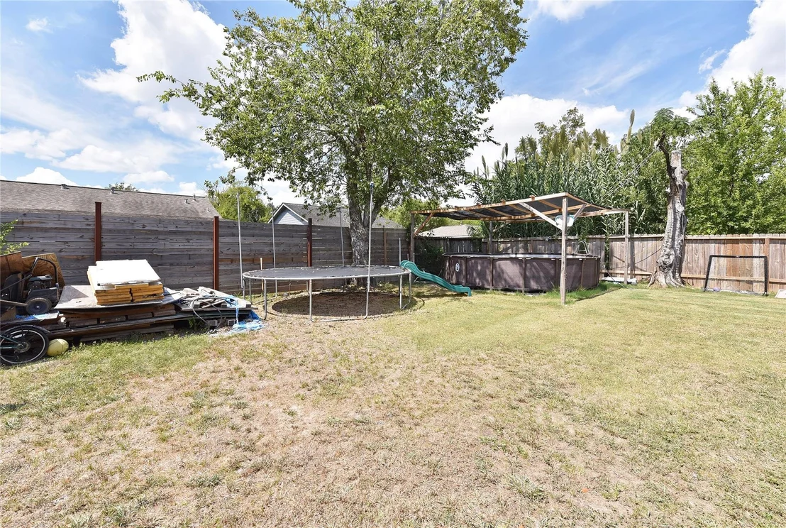 Photo of 10119 Hannon Drive