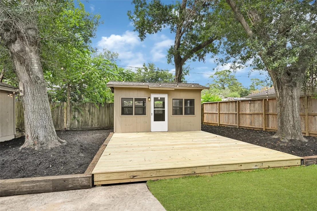 Photo of 11306 Valley Spring Drive