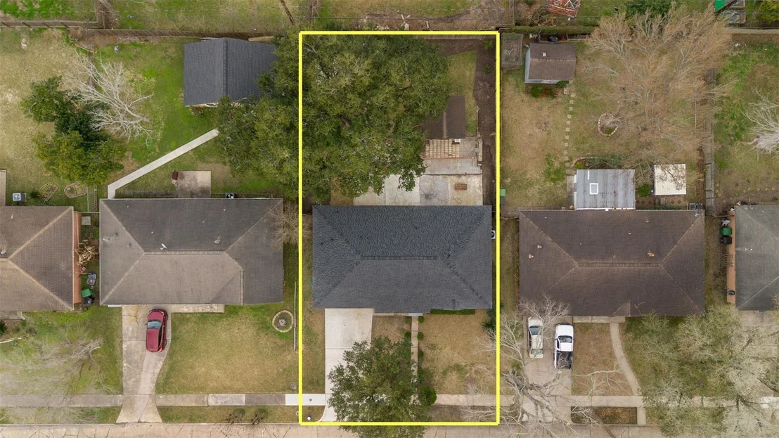 Photo of 5734 Farwell Drive