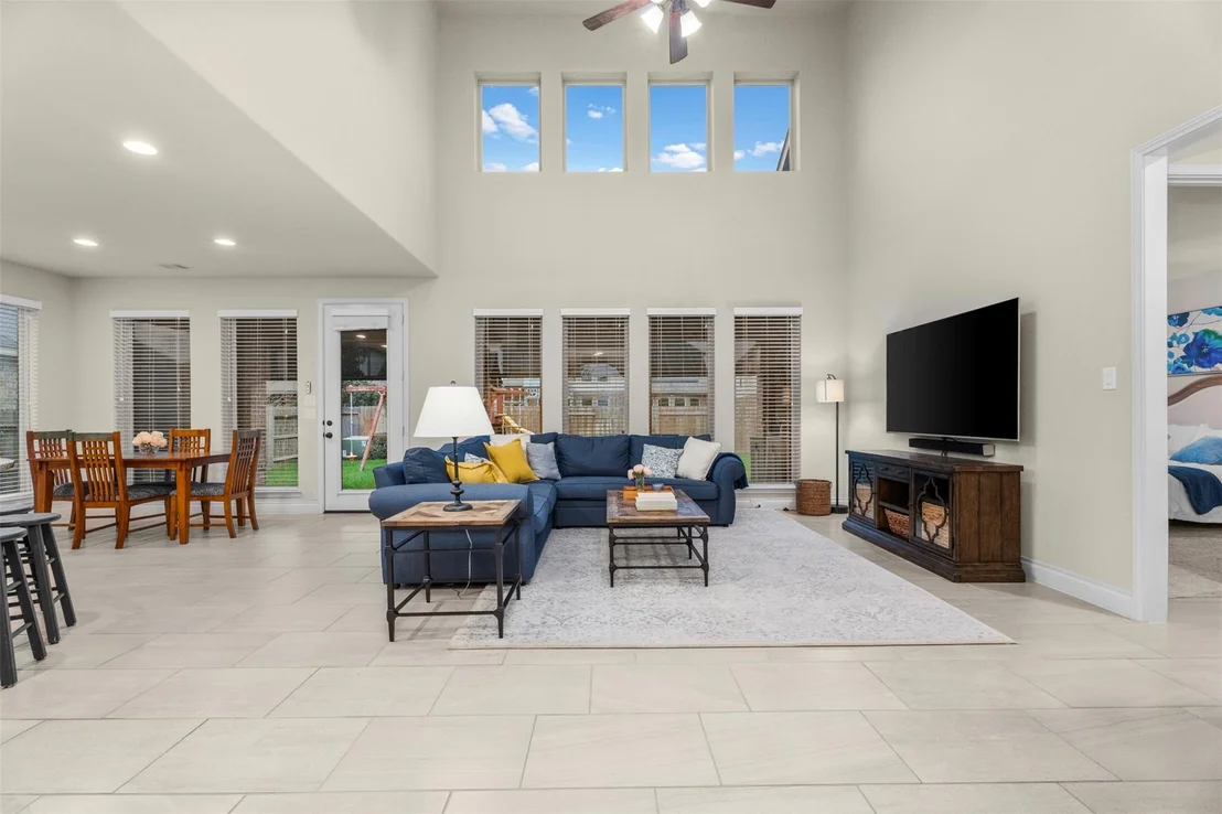 Photo of 27950 Arden Trail