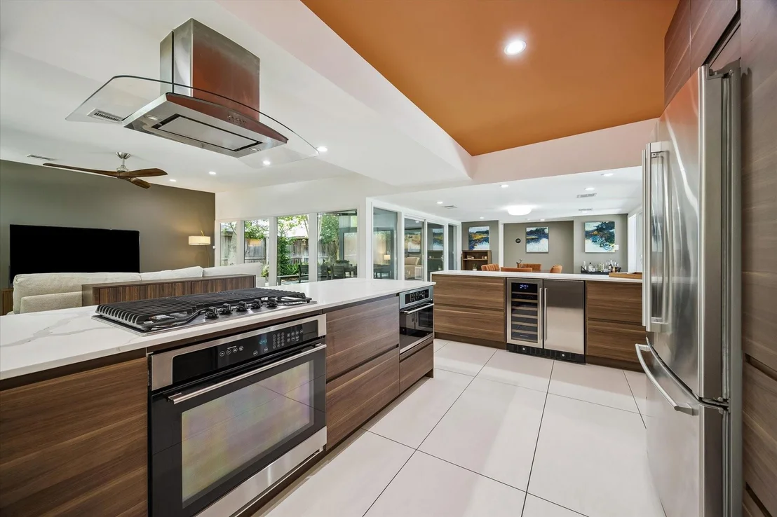 Photo of 9769 Oak Point Drive