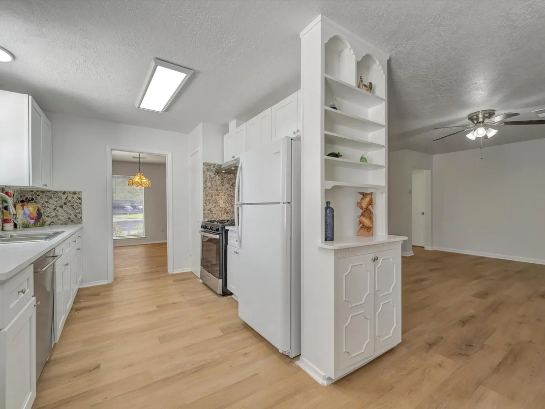 Photo of 1003 Richvale Lane