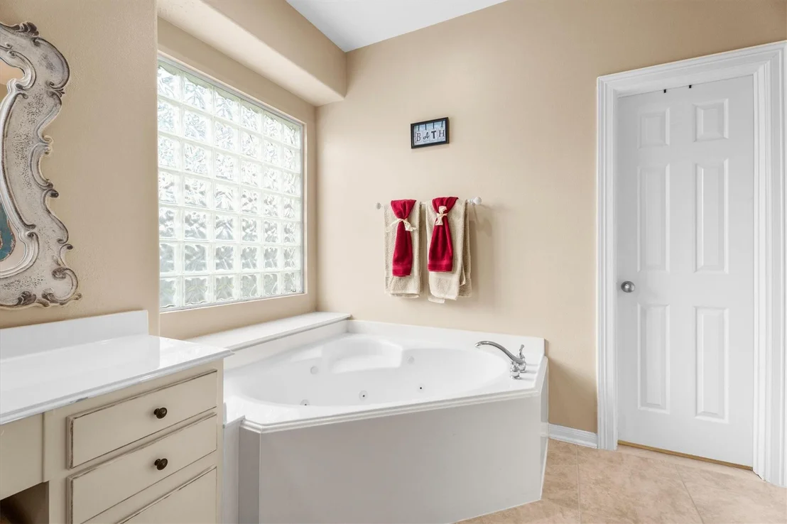 Photo of 25604 Ayers Lane