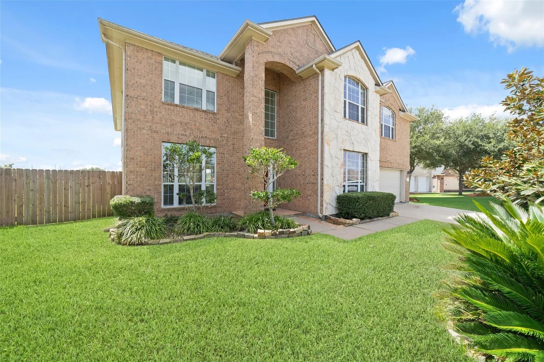 Photo of 8 Terra Bella