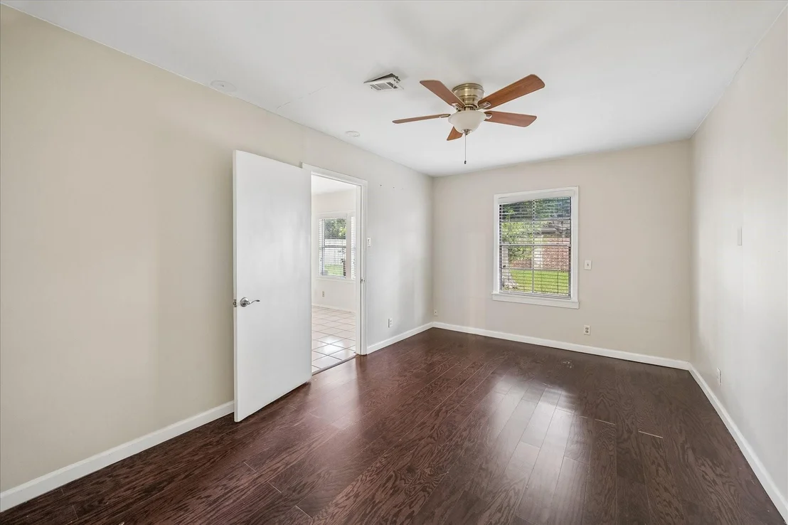 Photo of 6621 Westview