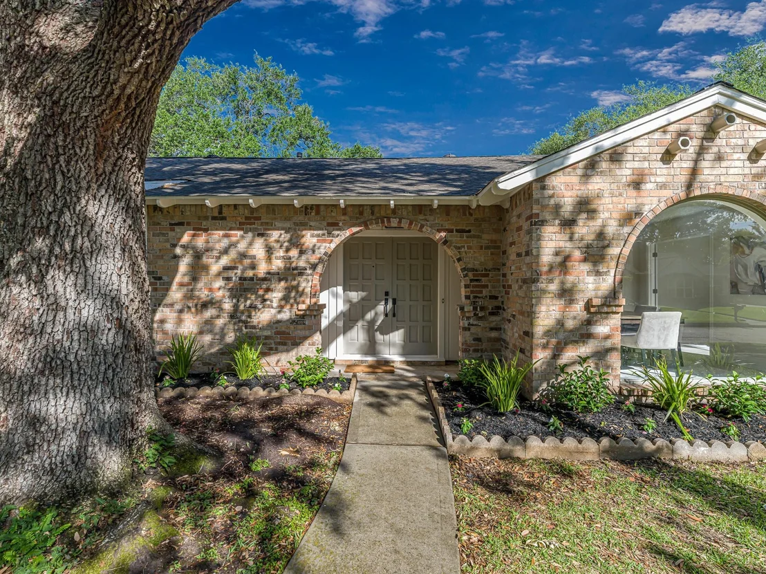 Photo of 2115 Lexford Lane