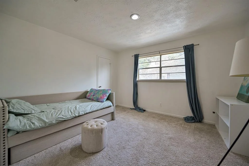 Photo of 11827 Normont Drive