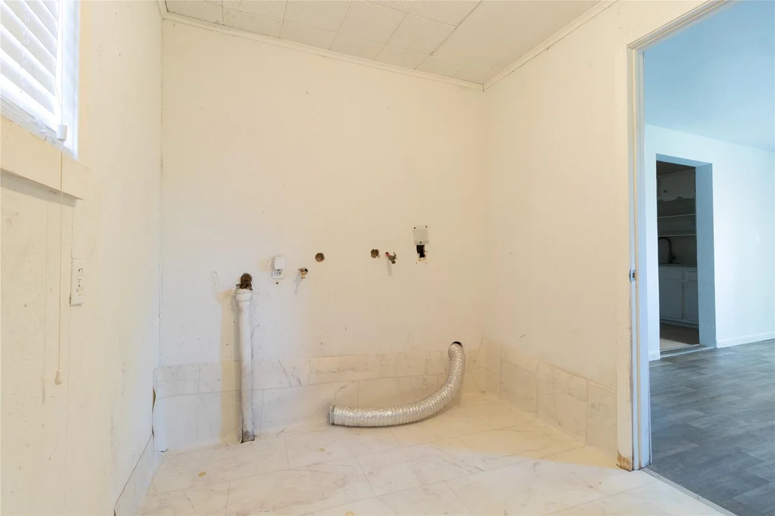 Photo of 4425 Harding Drive