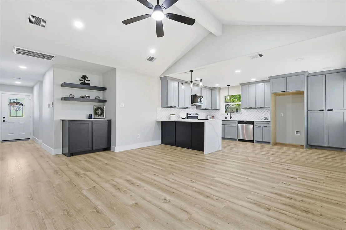 Photo of 11415 Echo Ledge Street