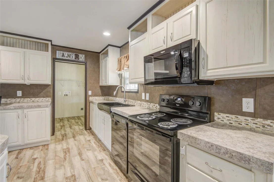 Photo of 4049 County Road 450